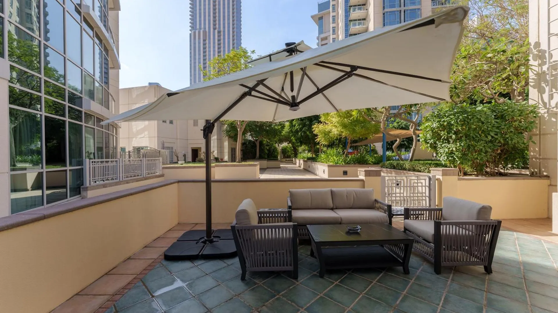 Maison Privee - Exclusive Duplex Villa With Panoramic Terrace Overlooking Burj Khalifa Dubai